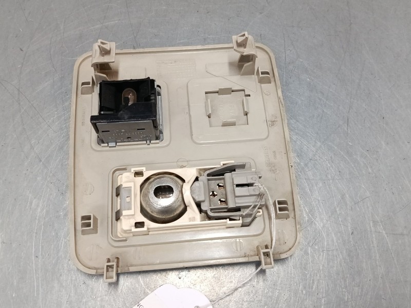 Recambio de luz interior delantera para citroën berlingo / berlingo first furgoneta/monovolumen (m_) 1.9 d 70 (mbwjz, mcwjz) ref
