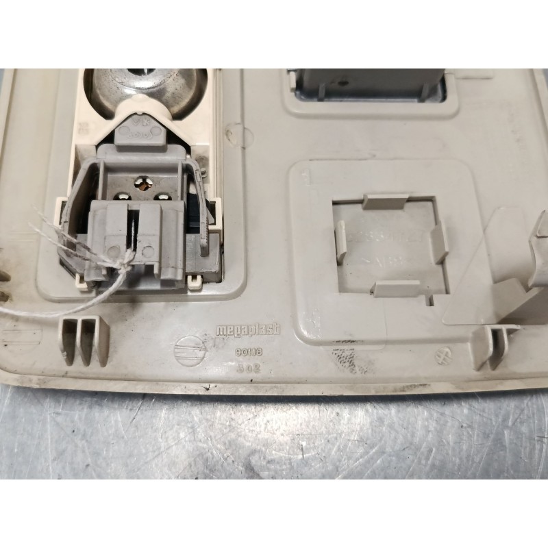 Recambio de luz interior delantera para citroën berlingo / berlingo first furgoneta/monovolumen (m_) 1.9 d 70 (mbwjz, mcwjz) ref