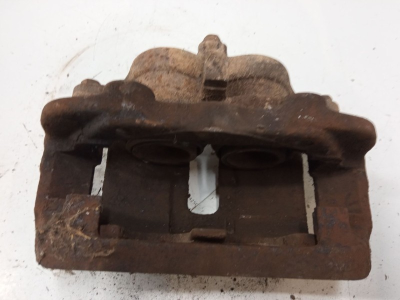 Recambio de pinza freno delantera derecha para nissan terrano ii (r20) 2.7 tdi 4wd referencia OEM IAM   