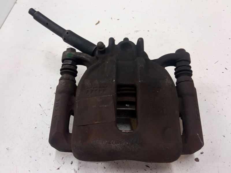 Recambio de pinza freno delantera derecha para citroën c4 ii (nc_) 1.6 hdi 90 referencia OEM IAM   