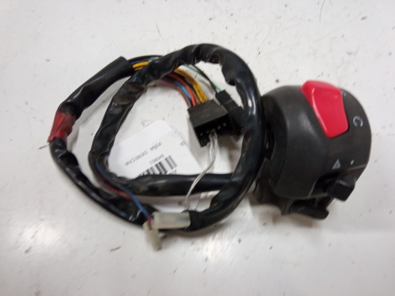 Recambio de piña derecha para suzuki an burgman burgman 400 (wvcg) referencia OEM IAM   