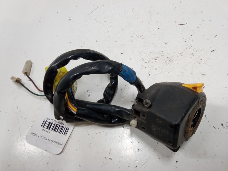 Recambio de piña luces izquierda para suzuki an burgman burgman 400 (wvcg) referencia OEM IAM   