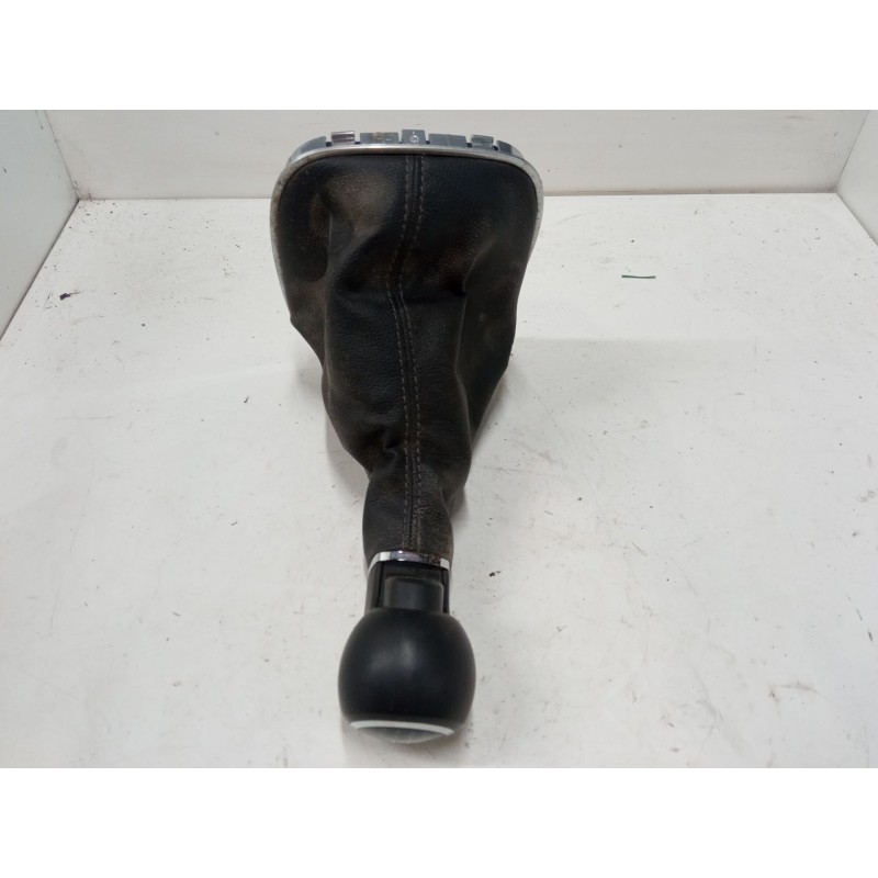 Recambio de pomo palanca cambio para opel corsa e (x15) 1.4 (08, 68) referencia OEM IAM   