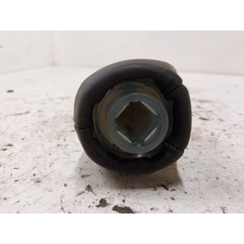 Recambio de pomo palanca cambio para renault laguna iii (bt0/1) 1.5 dci (bt00, bt0a, bt0t, bt1j) referencia OEM IAM   