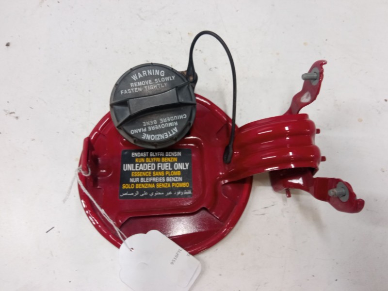 Recambio de tapa exterior combustible para kia sportage ii (je_, km_) 2.0 i 16v referencia OEM IAM   