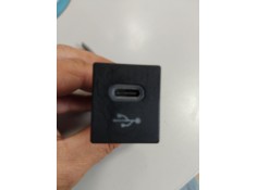 Recambio de puerto usb tipo c para toyota corolla station wagon (_e21_) 1.8 hybrid (zwe211) referencia OEM IAM 8619002110   2