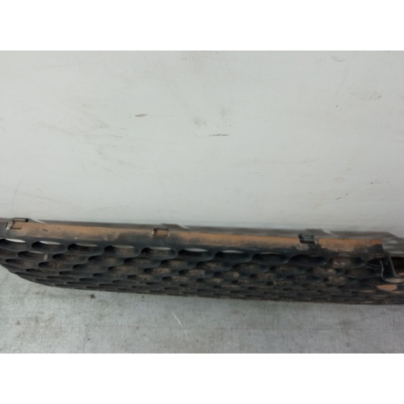 Recambio de rejilla capo grande para ford transit caja/chasis (fm_ _, fn_ _) 2.4 di (f_a_, f_b_, f_c_, f_d_) referencia OEM IAM 