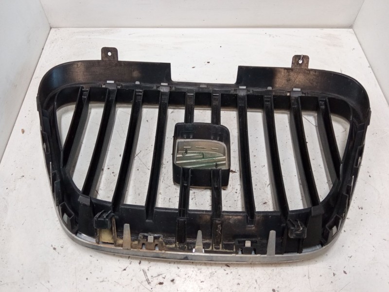Recambio de rejillas capo para seat altea xl (5p5, 5p8) 2.0 tdi 16v referencia OEM IAM 5P9853654  
