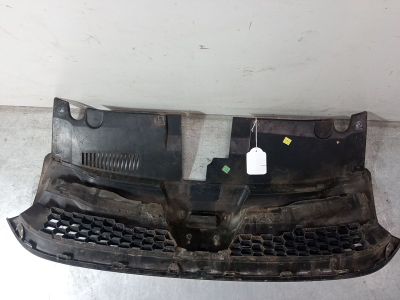 Recambio de rejillas capo para dacia sandero ii (b8_) tce 90 (b8m1, b8ma) referencia OEM IAM   
