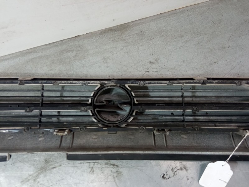 Recambio de rejillas capo para opel astra f hatchback (t92) 1.6 si (f08, m08, f68, m68) referencia OEM IAM   