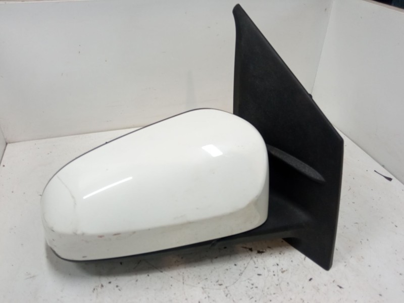 Recambio de retrovisor derecho para peugeot 108 1.2 referencia OEM IAM 232631018  