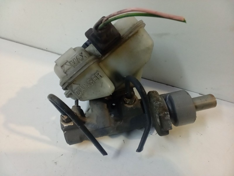 Recambio de bomba freno para peugeot 106 ii (1a_, 1c_) 1.4 i referencia OEM IAM   