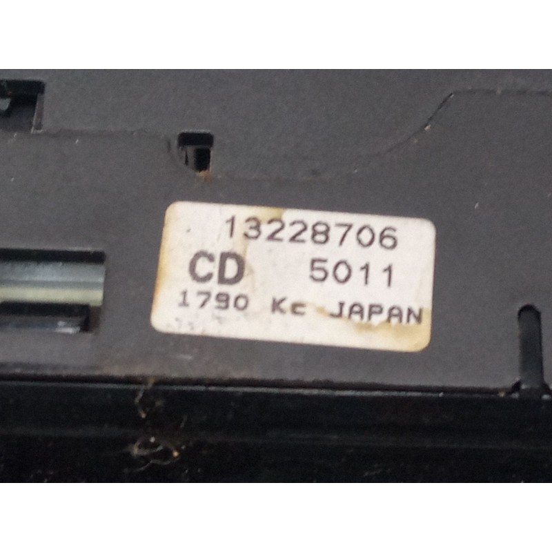 Recambio de mando elevalunas delantero izquierdo para opel zafira / zafira family b (a05) 1.7 cdti (m75) referencia OEM IAM 1322