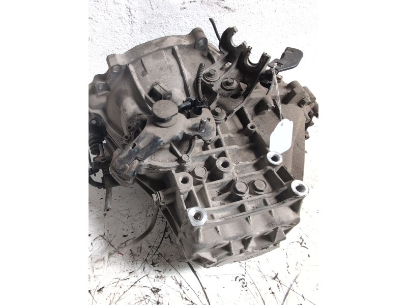 Recambio de caja de cambios manual 5 velocidades para hyundai i30 (gd) 1.4 crdi referencia OEM IAM WFJ6  
