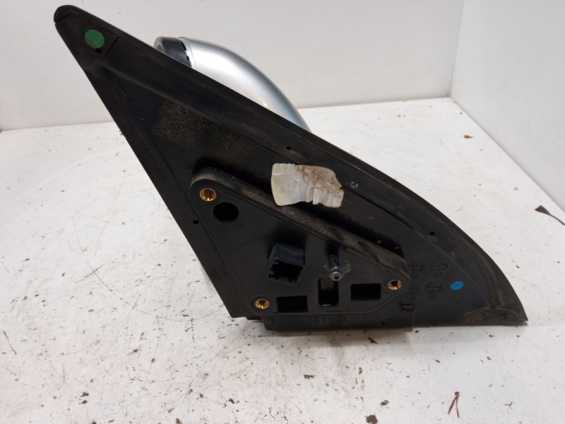 Recambio de retrovisor electrico izquierdo para kia cee´d hatchback (ed) 1.4 referencia OEM IAM   