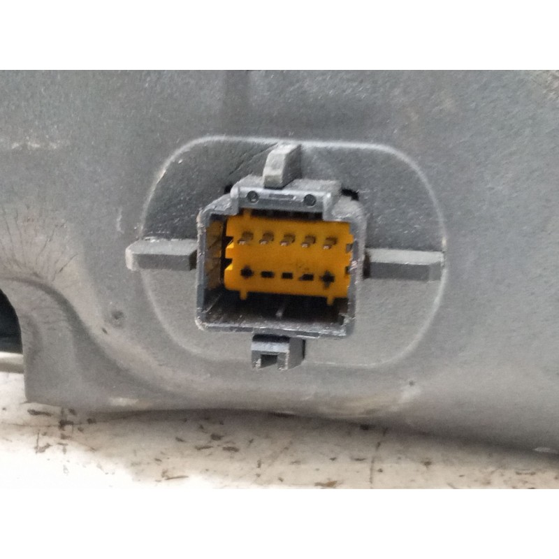 Recambio de retrovisor electrico izquierdo para renault scénic ii (jm0/1_) 1.6 16v (jm1r) referencia OEM IAM   