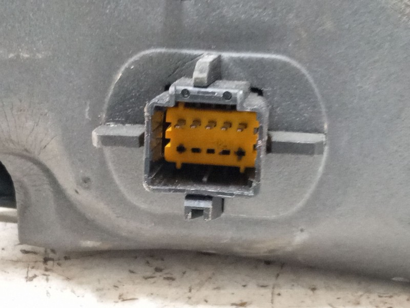 Recambio de retrovisor electrico izquierdo para renault scénic ii (jm0/1_) 1.6 16v (jm1r) referencia OEM IAM   