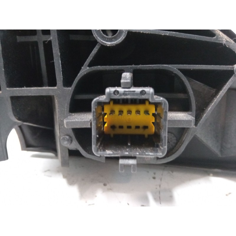 Recambio de retrovisor electrico izquierdo para renault grand scénic ii (jm0/1_) 1.9 dci (jm14) referencia OEM IAM   