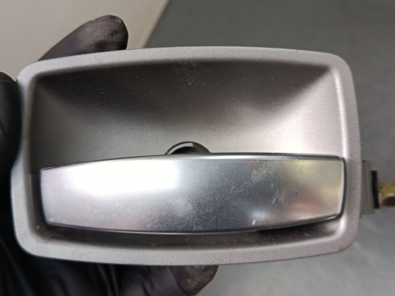 Recambio de maneta interior puerta delantera derecha para bmw 7 (e65, e66, e67) 730 d referencia OEM IAM 7024304  