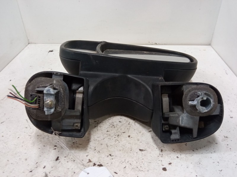 Recambio de retrovisor electrico izquierdo para nissan primastar furgoneta (x83) 1.9 dci 100 referencia OEM IAM   