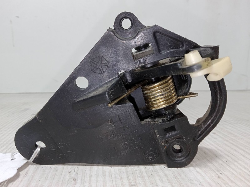 Recambio de maneta interior puerta delantera izquierda para chrysler voyager / grand voyager iii (gs_, ns_) 2.4 i referencia OEM