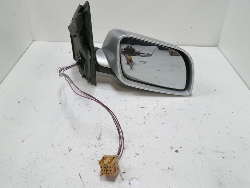 Recambio de retrovisor electrico derecho para volkswagen polo iv (9n_, 9a_) 1.2 referencia OEM IAM   