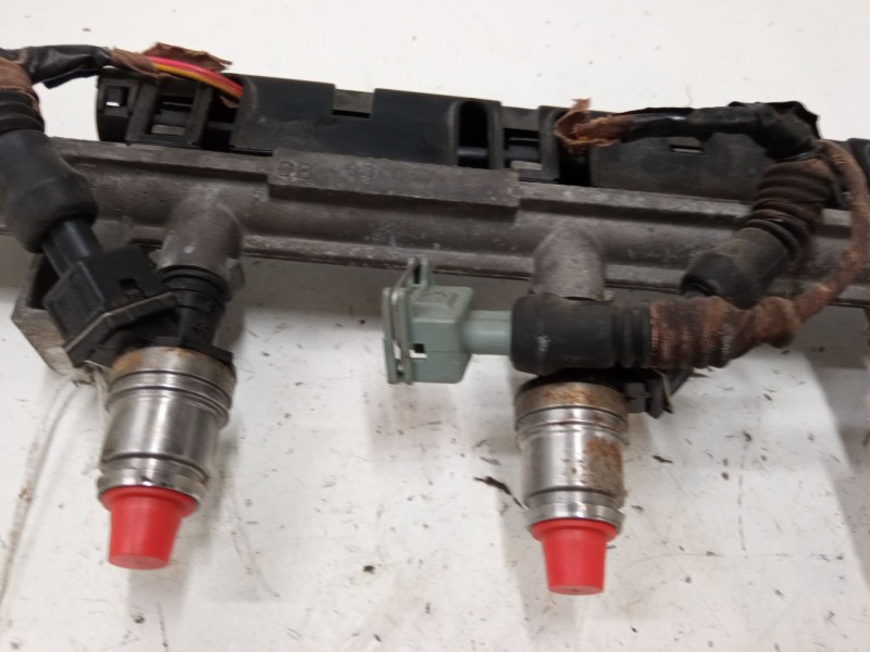 Recambio de rampa inyectora para fiat barchetta (183_) 1.8 16v referencia OEM IAM   