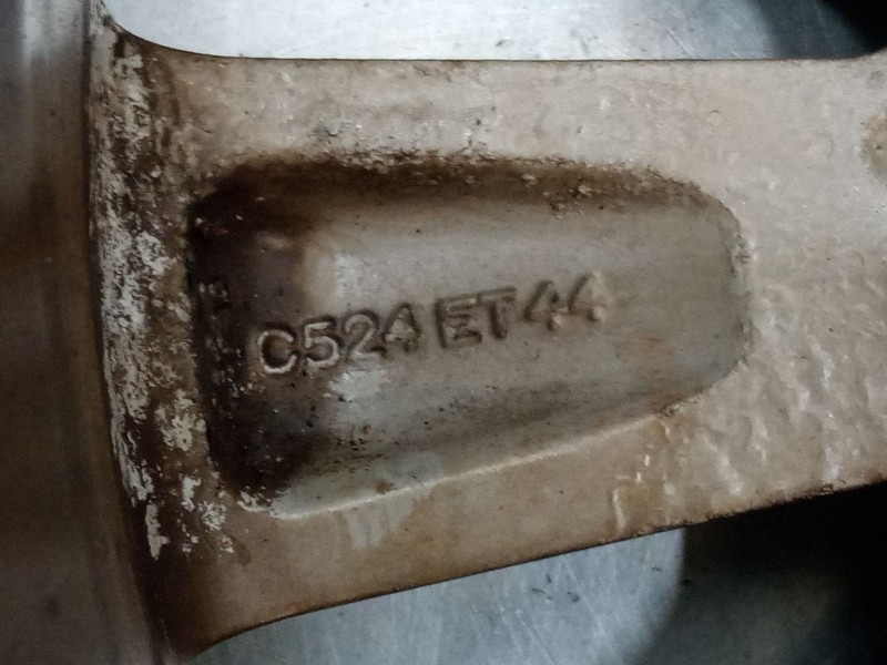 Recambio de llanta alumino 15´´ para fiat qubo (225_) 1.3 d multijet (225cxb1a, 225axb1a, 225cxb11, 225axb11,... referencia OEM 