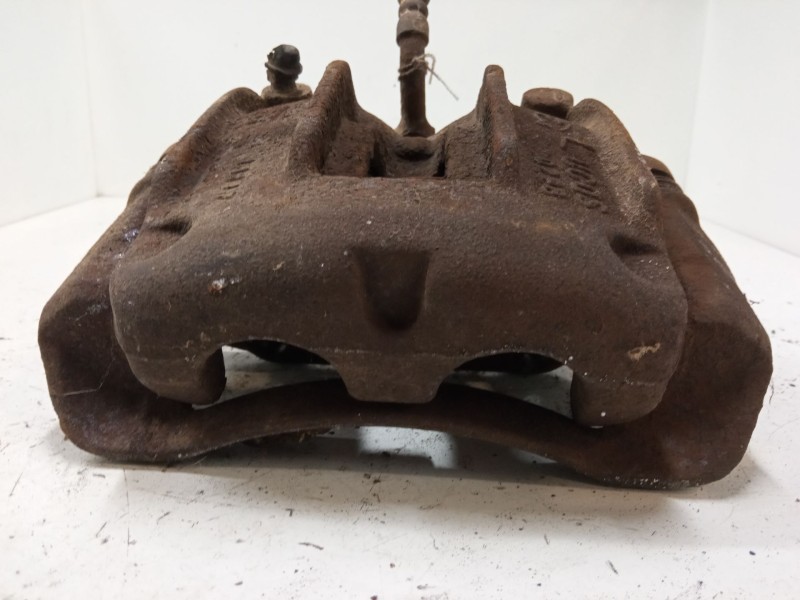 Recambio de pinza freno delantera izquierda para nissan terrano ii (r20) 2.7 tdi 4wd referencia OEM IAM   