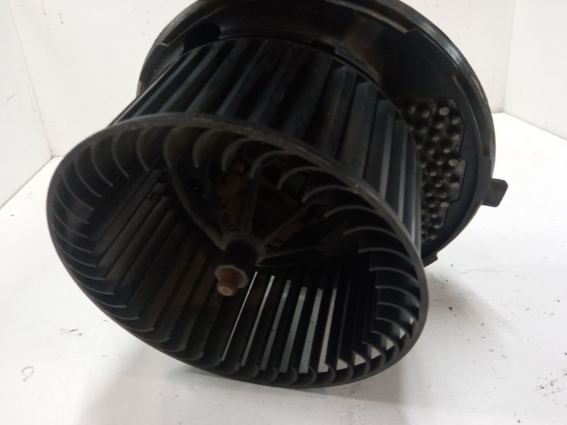Recambio de motor calefaccion para volkswagen passat b6 (3c2) 2.0 tdi 16v referencia OEM IAM 3C1820015G 3C0907521 