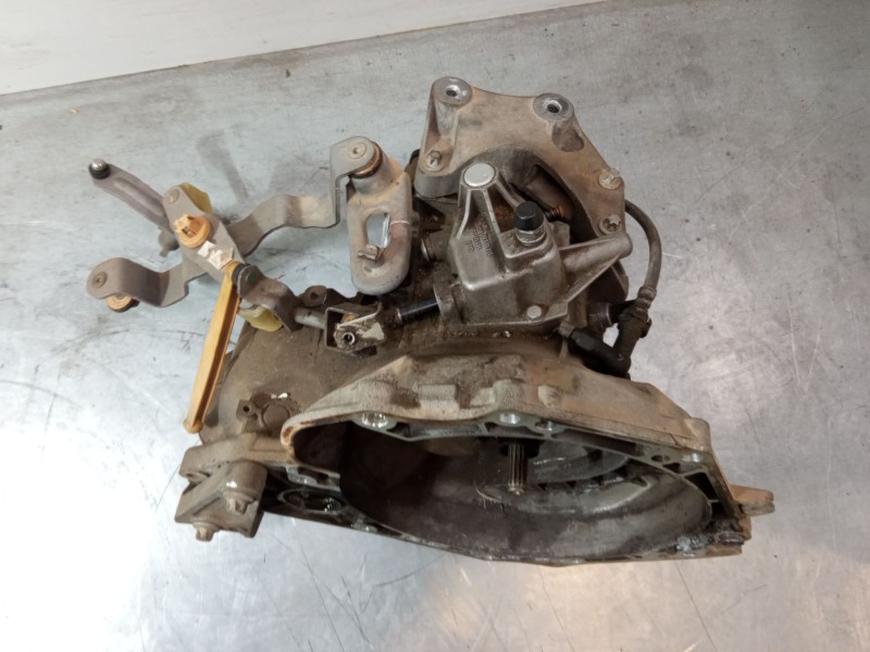 Recambio de caja de cambios manual 5 velocidades para opel corsa e (x15) 1.4 (08, 68) referencia OEM IAM 90400206  