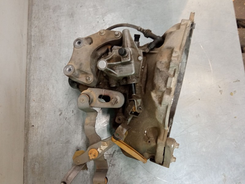 Recambio de caja de cambios manual 5 velocidades para opel corsa e (x15) 1.4 (08, 68) referencia OEM IAM 90400206  