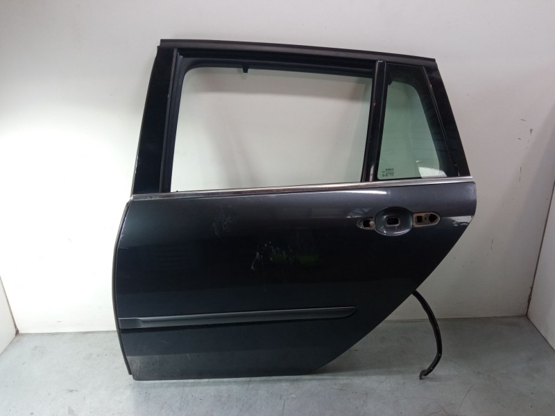 Recambio de puerta trasera izquierda para renault laguna iii grandtour (kt0/1) 1.5 dci (kt0a, kt0r, kt02) referencia OEM IAM   