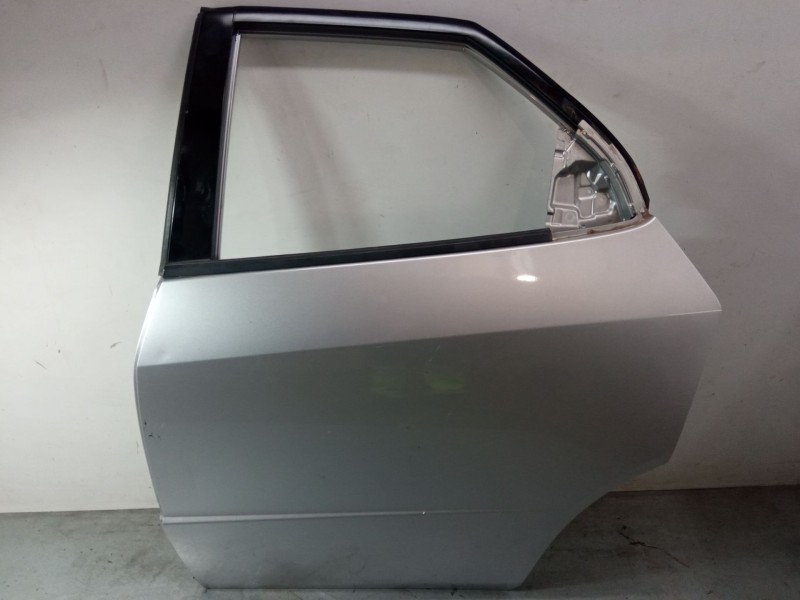 Recambio de puerta trasera izquierda para honda civic viii hatchback (fn, fk) 2.2 ctdi (fk3) referencia OEM IAM   
