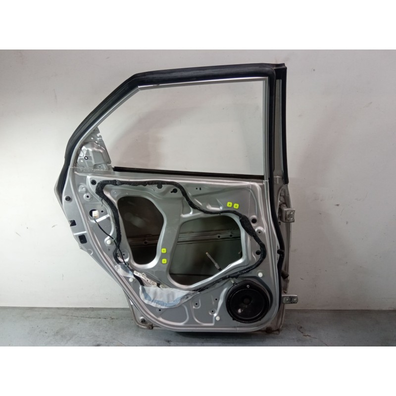 Recambio de puerta trasera izquierda para honda civic viii hatchback (fn, fk) 2.2 ctdi (fk3) referencia OEM IAM   