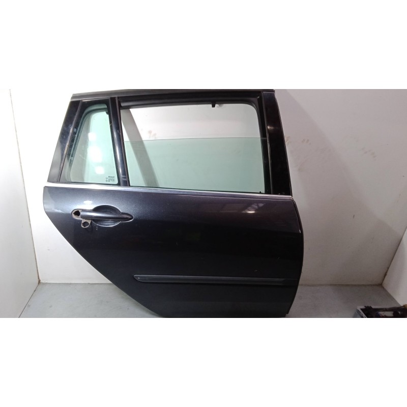 Recambio de puerta trasera derecha para renault laguna iii grandtour (kt0/1) 1.5 dci (kt0a, kt0r, kt02) referencia OEM IAM   