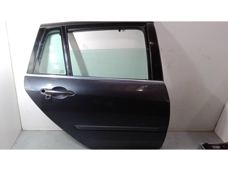Recambio de puerta trasera derecha para renault laguna iii grandtour (kt0/1) 1.5 dci (kt0a, kt0r, kt02) referencia OEM IAM   