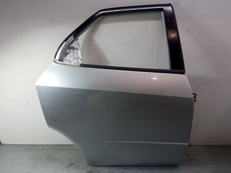 Recambio de puerta trasera derecha para honda civic viii hatchback (fn, fk) 2.2 ctdi (fk3) referencia OEM IAM   