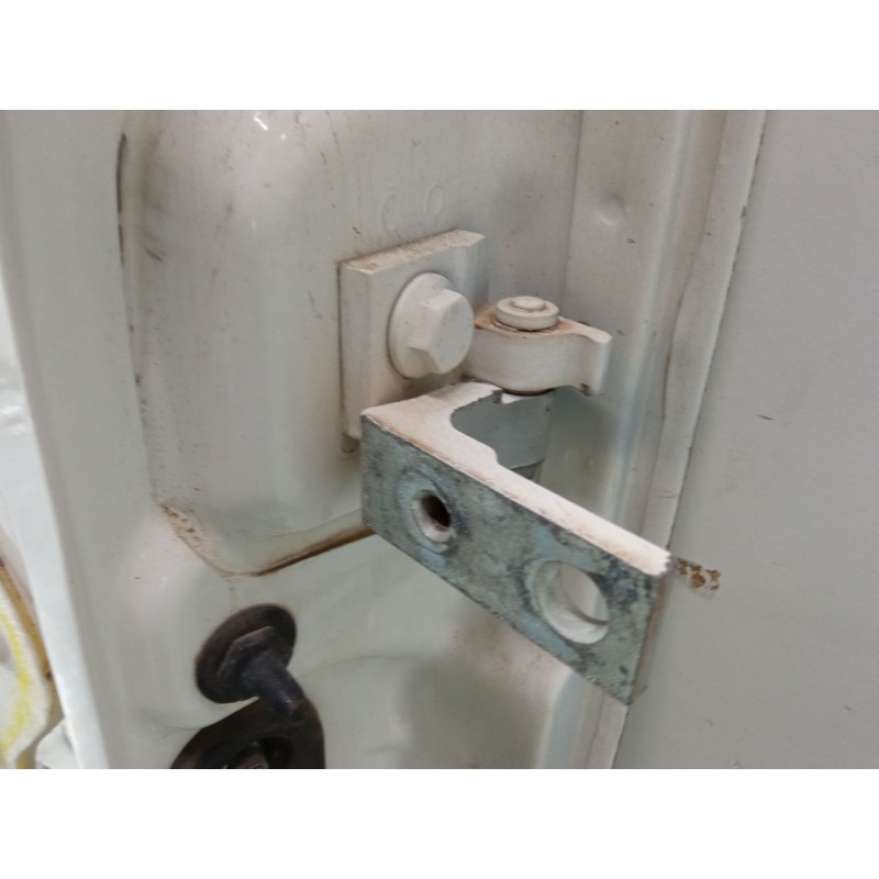 Recambio de puerta delantera izquierda para fiat qubo (225_) 1.3 d multijet (225cxb1a, 225axb1a, 225cxb11, 225axb11,... referenc
