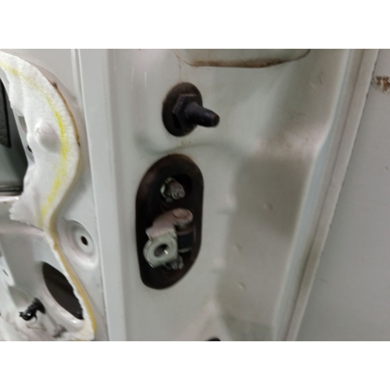 Recambio de puerta delantera izquierda para fiat qubo (225_) 1.3 d multijet (225cxb1a, 225axb1a, 225cxb11, 225axb11,... referenc