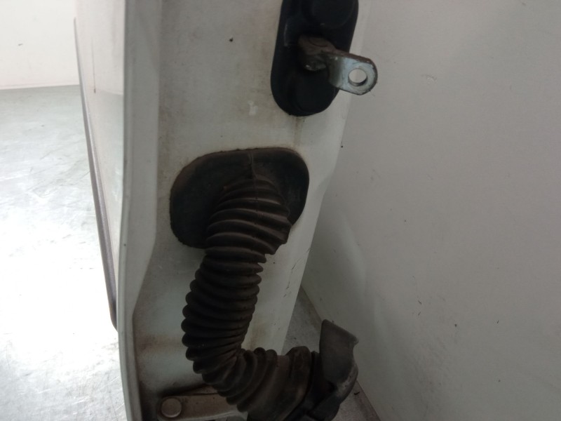 Recambio de puerta delantera derecha para renault kangoo be bop (kw0/1_) 1.5 dci 75 referencia OEM IAM   