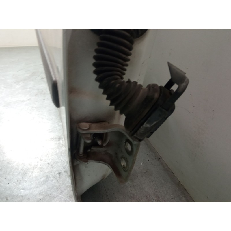 Recambio de puerta delantera derecha para renault kangoo be bop (kw0/1_) 1.5 dci 75 referencia OEM IAM   