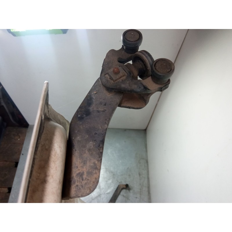 Recambio de puerta corredera izquierda completa para ford transit connect (p65_, p70_, p80_) 1.8 di referencia OEM IAM   