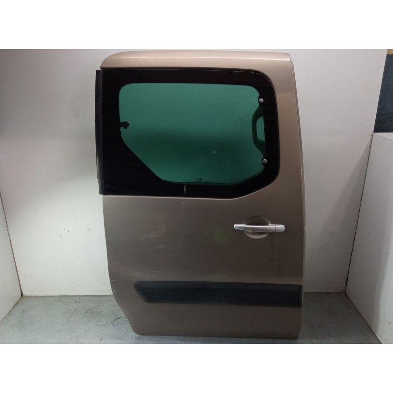 Recambio de puerta corredera derecha completa para peugeot partner furgoneta/monovolumen 1.6 hdi 16v referencia OEM IAM   