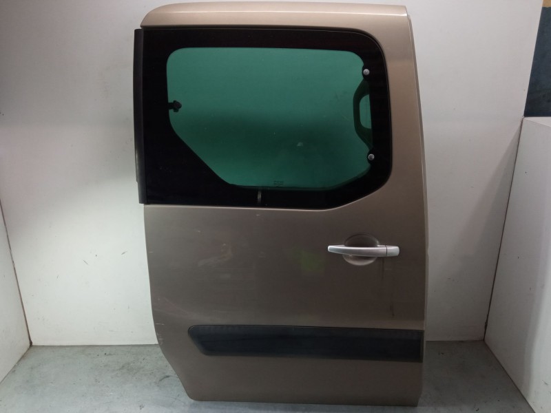 Recambio de puerta corredera derecha completa para peugeot partner furgoneta/monovolumen 1.6 hdi 16v referencia OEM IAM   