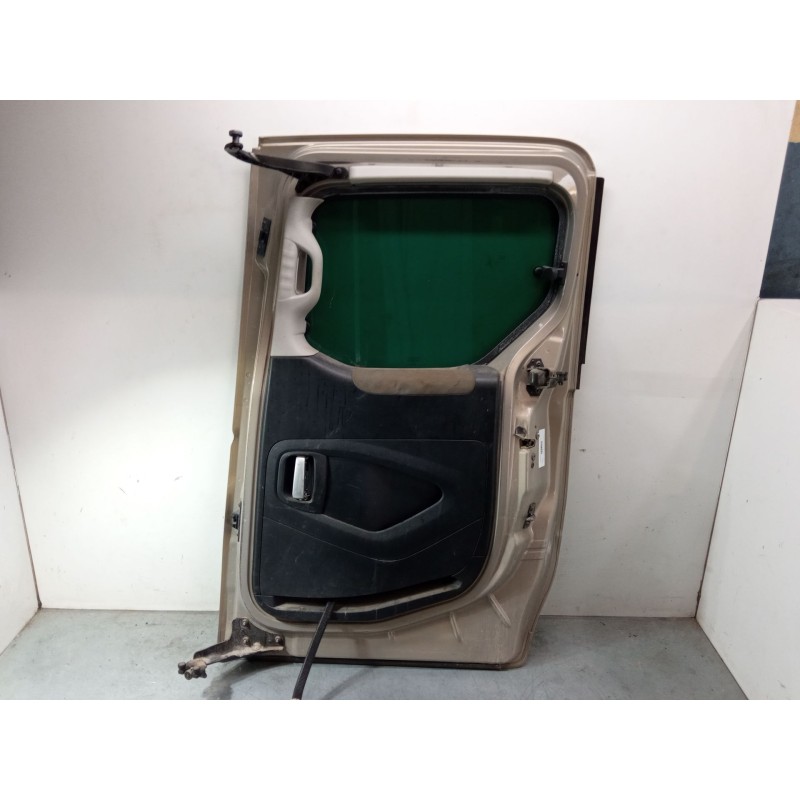 Recambio de puerta corredera derecha completa para peugeot partner furgoneta/monovolumen 1.6 hdi 16v referencia OEM IAM   
