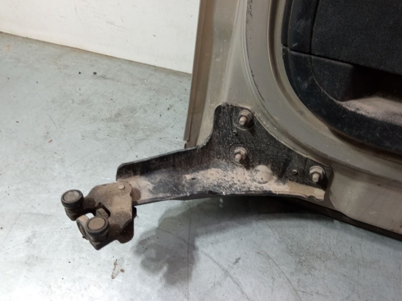 Recambio de puerta corredera derecha completa para peugeot partner furgoneta/monovolumen 1.6 hdi 16v referencia OEM IAM   