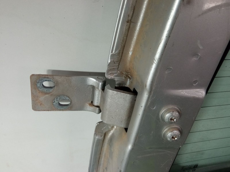 Recambio de porton trasero derecho para opel combo tour 1.3 cdti 16v referencia OEM IAM   