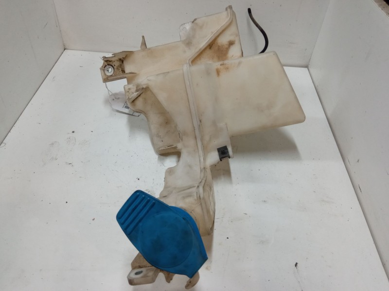 Recambio de deposito limpiaparabrisas para volkswagen passat b6 (3c2) 2.0 tdi 16v referencia OEM IAM   