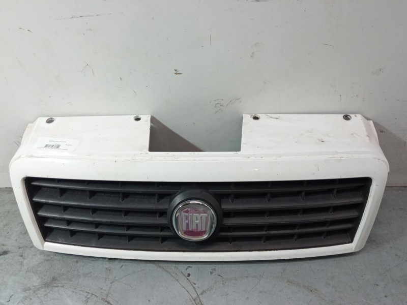 Recambio de rejilla capo grande para fiat doblo furgoneta/monovolumen (223_) 1.3 d multijet referencia OEM IAM   